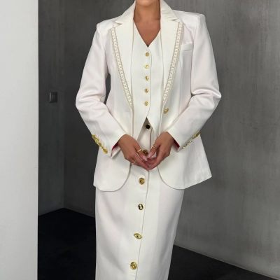 Костюм тройка SCHIAPARELLI белый 25901 Костюм тройка SCHIAPARELLI белый 25901