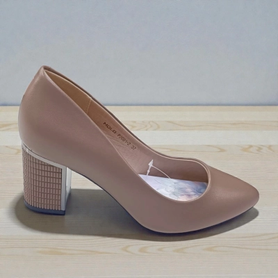 Туфли женские MOLO прессованная кожа бежевые 12557 Туфли женские MOLO прессованная кожа бежевые 12557