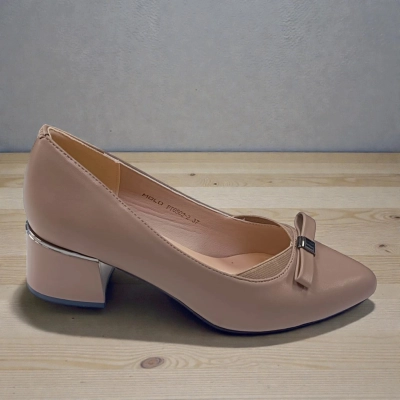 Туфли женские MOLO прессованная кожа бежевые 12570 Туфли женские MOLO прессованная кожа бежевые 12570