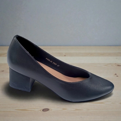 Туфли женские MOLO прессованная кожа черные 12579 Туфли женские MOLO прессованная кожа черные 12579