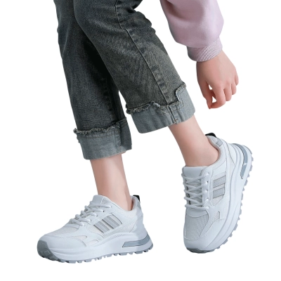 Кроссовки женские LUTA спорт искусственная кожа белые Н205-2 Кроссовки женские LUTA спорт искусственная кожа белые Н205-2