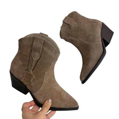 Казаки женские демисезонные натуральная замша коричневые E8688-10P Казаки женские демисезонные натуральная замша коричневые E8688-10P