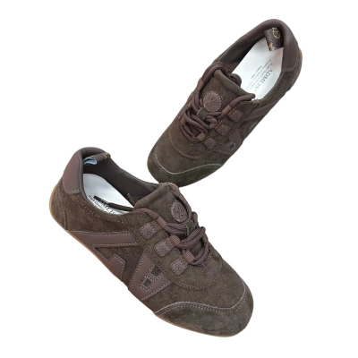 Кроссовки женские ADMLIS искусственная замша коричневые V3528-12 Кроссовки женские ADMLIS искусственная замша коричневые V3528-12