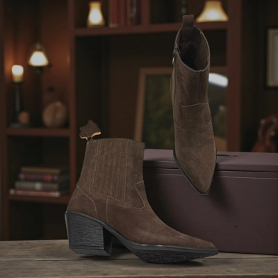 Казаки женские осенние натуральная замша шоколадные E8686-11P Казаки женские осенние натуральная замша шоколадные E8686-11P