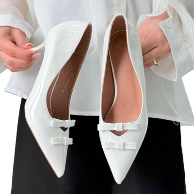 Туфли женские на каблуке искусственная лак кожа белые 11238 Туфли женские на каблуке искусственная лак кожа белые 11238