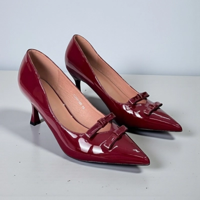 Туфли женские на каблуке искусственная лак кожа бордовые 11243 Туфли женские на каблуке искусственная лак кожа бордовые 11243