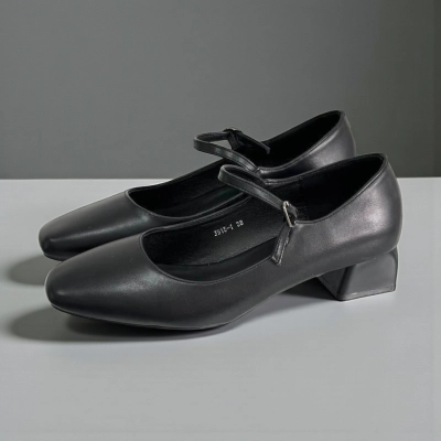 Туфли женские на каблуке искусственная кожа черные 11271 Туфли женские на каблуке искусственная кожа черные 11271