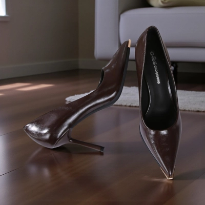 Туфли женские на каблуке GUOQISONG G&S искусственная лак кожа шоколадные JH3-16 Туфли женские на каблуке GUOQISONG G&S искусственная лак кожа шоколадные JH3-16