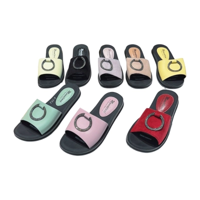 Шлепанцы женские малыши MOMOTARI искусственная кожа Z85 Шлепанцы женские малыши MOMOTARI искусственная кожа Z85