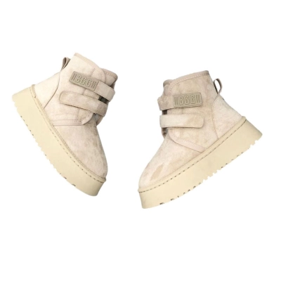 Угги женские на зиму искусственная замша бежевые 8909 Угги женские на зиму искусственная замша бежевые 8909