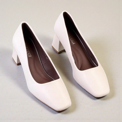 Туфли женские лодочки искусственная кожа белые 12093 Туфли женские лодочки искусственная кожа белые 12093