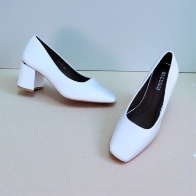 Туфли женские лодочки искусственная кожа белые 12169 Туфли женские лодочки искусственная кожа белые 12169