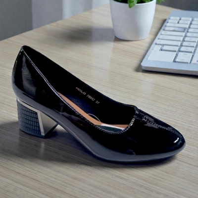 Туфли женские MOLO прессованная лак кожа черные 12502 Туфли женские MOLO прессованная лак кожа черные 12502