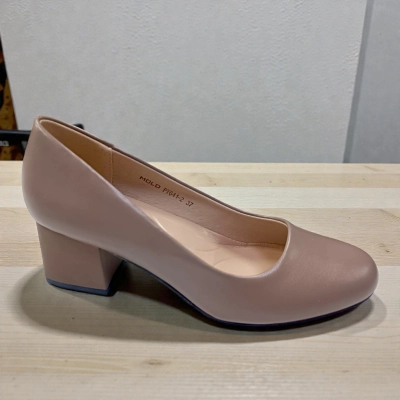 Туфли женские MOLO прессованная кожа бежевые 12504 Туфли женские MOLO прессованная кожа бежевые 12504