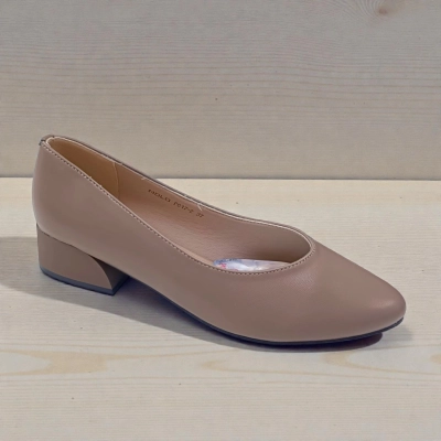 Туфли женские MOLO прессованная кожа бежевые 12528 Туфли женские MOLO прессованная кожа бежевые 12528