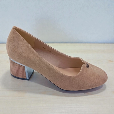 Туфли женские MOLO прессованная замша бежевые 12529 Туфли женские MOLO прессованная замша бежевые 12529