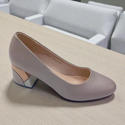 Туфли женские MOLO прессованная кожа капучино 12533 Туфли женские MOLO прессованная кожа капучино 12533