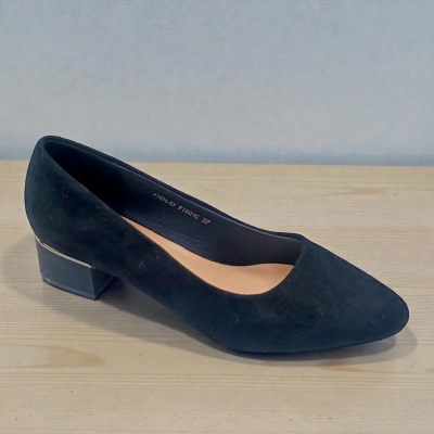 Туфли женские MOLO прессованная замша черные 12543 Туфли женские MOLO прессованная замша черные 12543