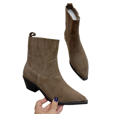 Казаки женские демисезонные натуральная замша коричневые E8919-10P Казаки женские демисезонные натуральная замша коричневые E8919-10P